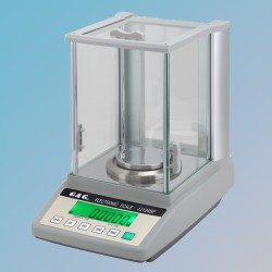 Analytical Balance - 220 g