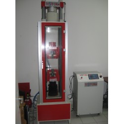 Universal hydraulic servo-controlled machine - 600 KN