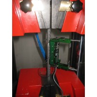 Universal hydraulic servo-controlled machine - 600 KN