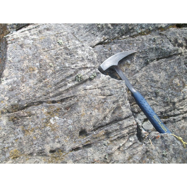 Geological hammer (pointed tip)