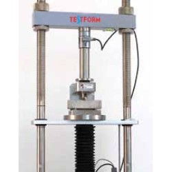 Flexure test on cement - mortar