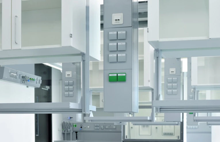 Laboratory Bench Systems