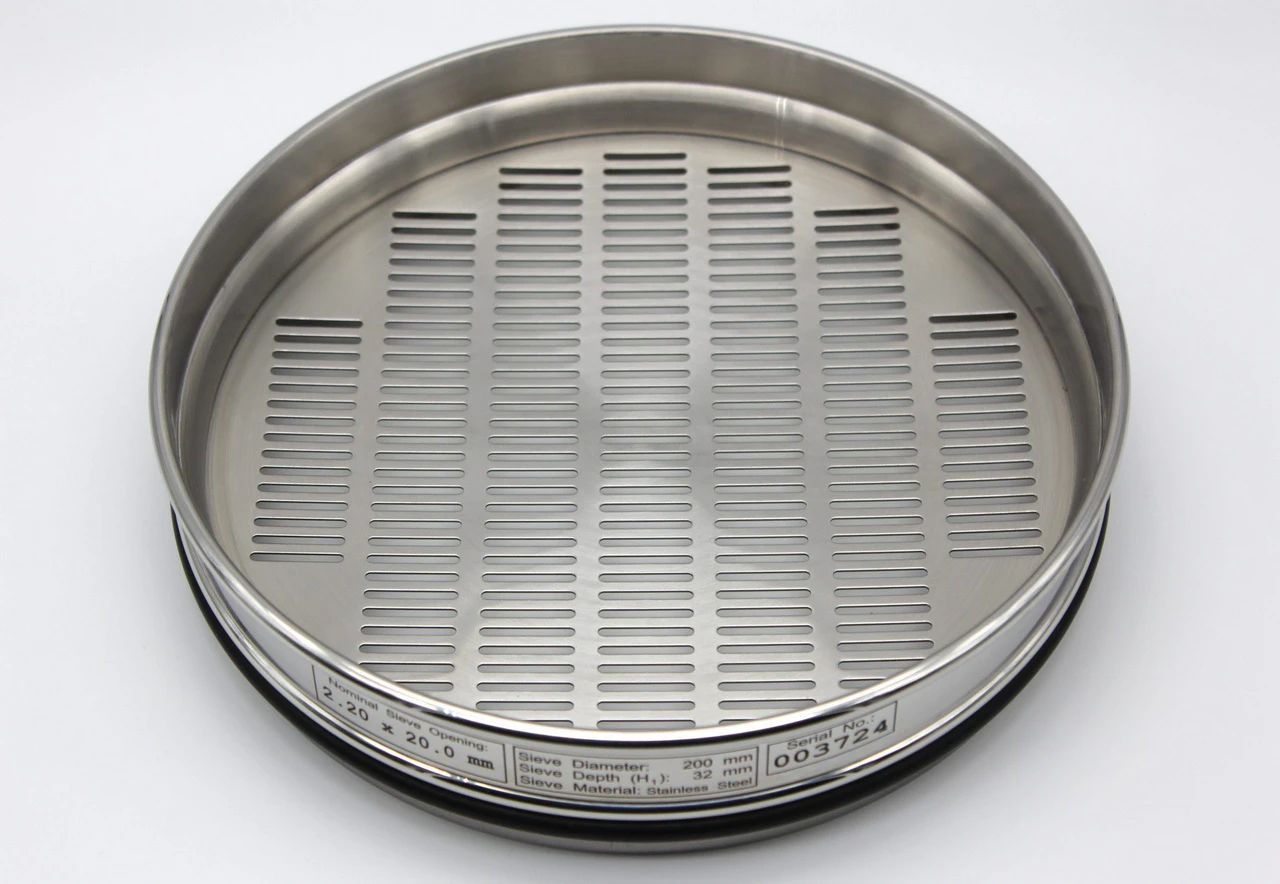 Test Elekleri, Tahıllar, tohumlar ve diğer tarımsal ürünler için  - Delikli Plakalar, Dikdörtgen/Yarıklı Delikler, Elek Seti