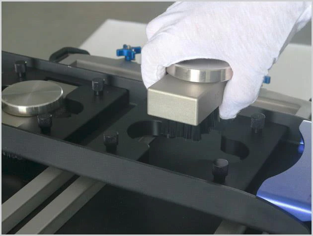 Установка для тестирования на истирание, износостойкость и стойкость к стирке