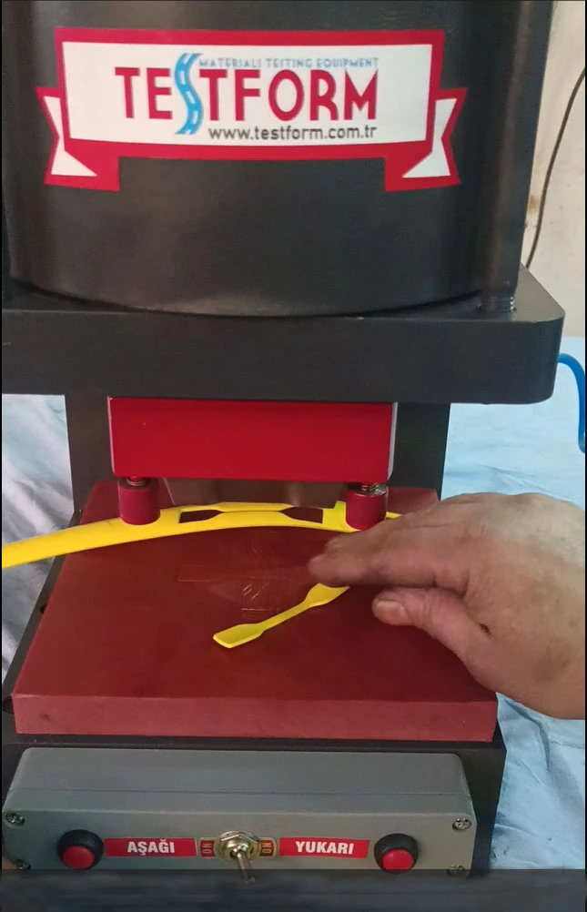 Pneumatic Sample Cutting Press