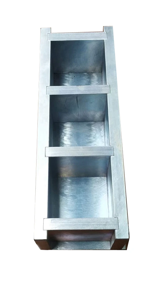 Dreiloch-Würfelform - 50 mm