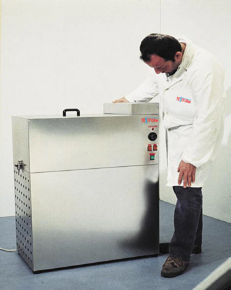 Termostatik su banyosu (95 ° C) - 200 lt - Soğutma üniteli