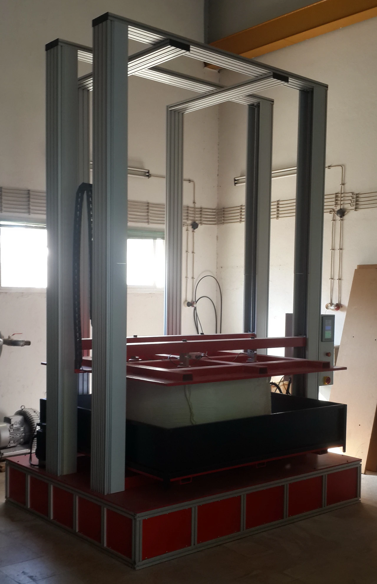 Sıkıştırma/istifleme deney cihazı