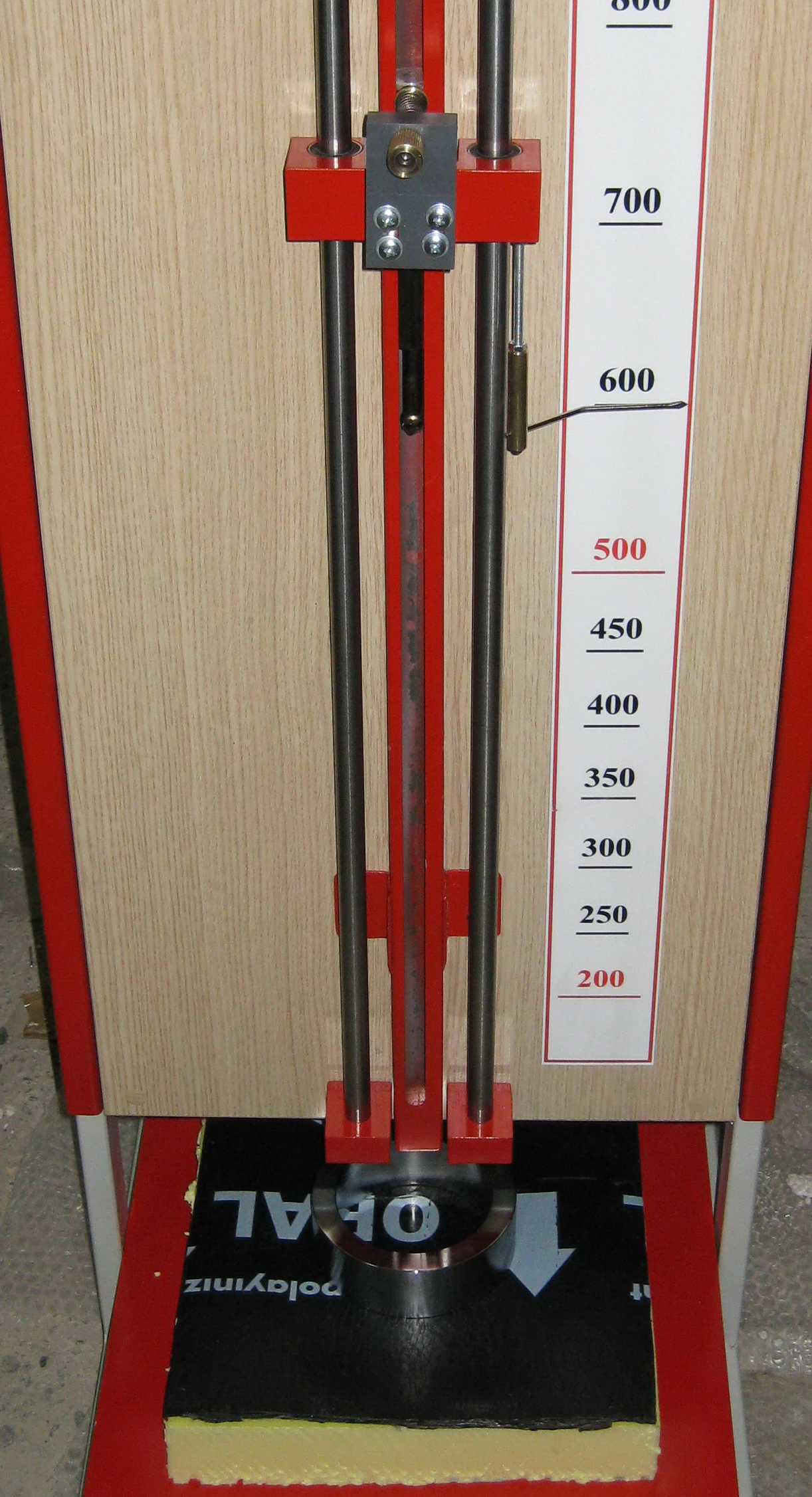 Láminas de Asfalto, Plástico y Caucho - Determinación de la Resistencia al Impacto