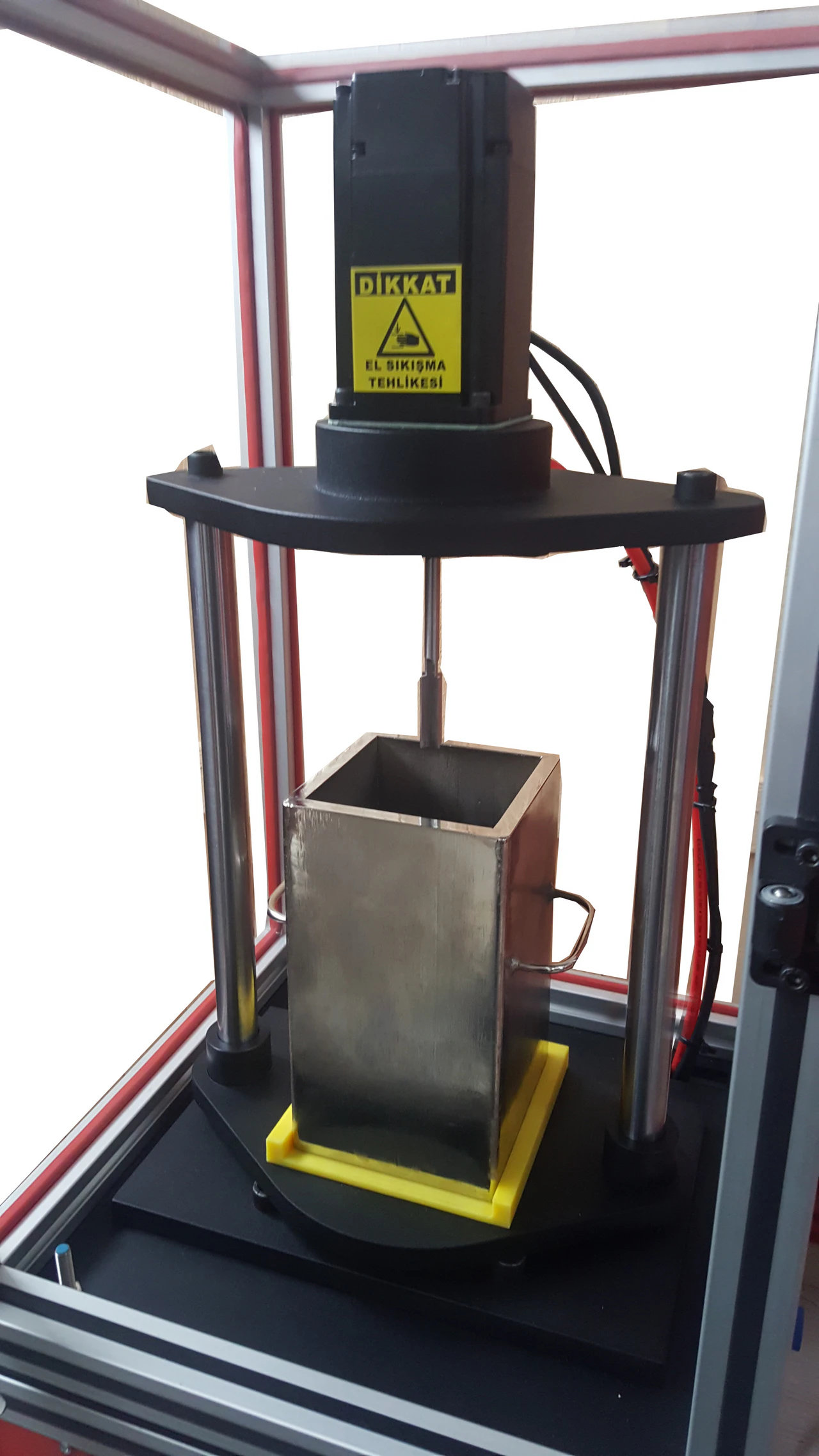 Appareil de test de cisaillement pour ailes