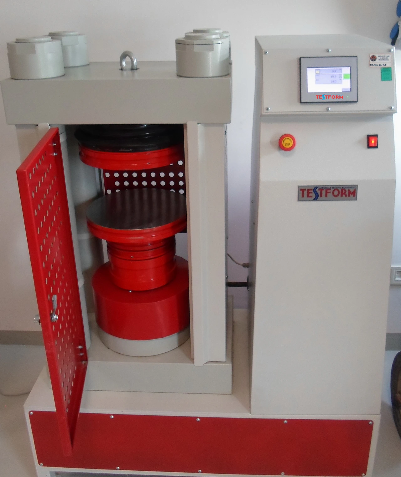 Otomatik Basma Test Makinası 2000 kN